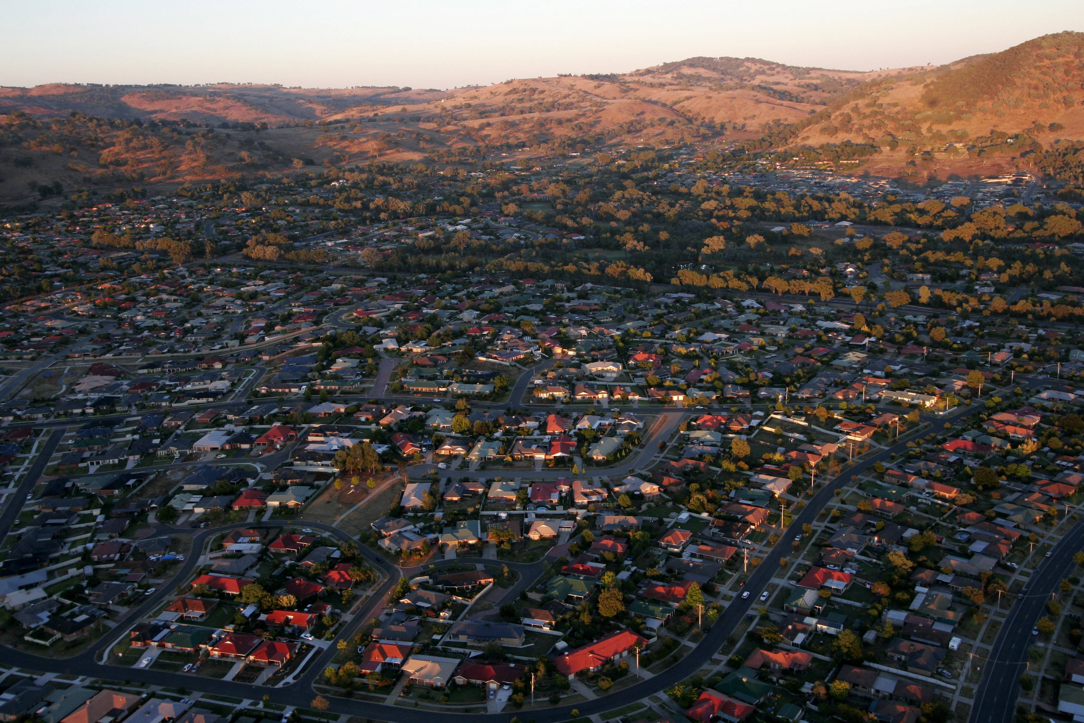 Unveiling the Enchanting Albury NSW: A Glimpse into its Vibrant Population